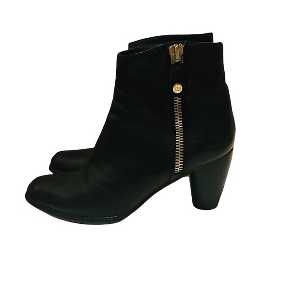 Stuart Weitzman black leather boots - Picture 14 of 14